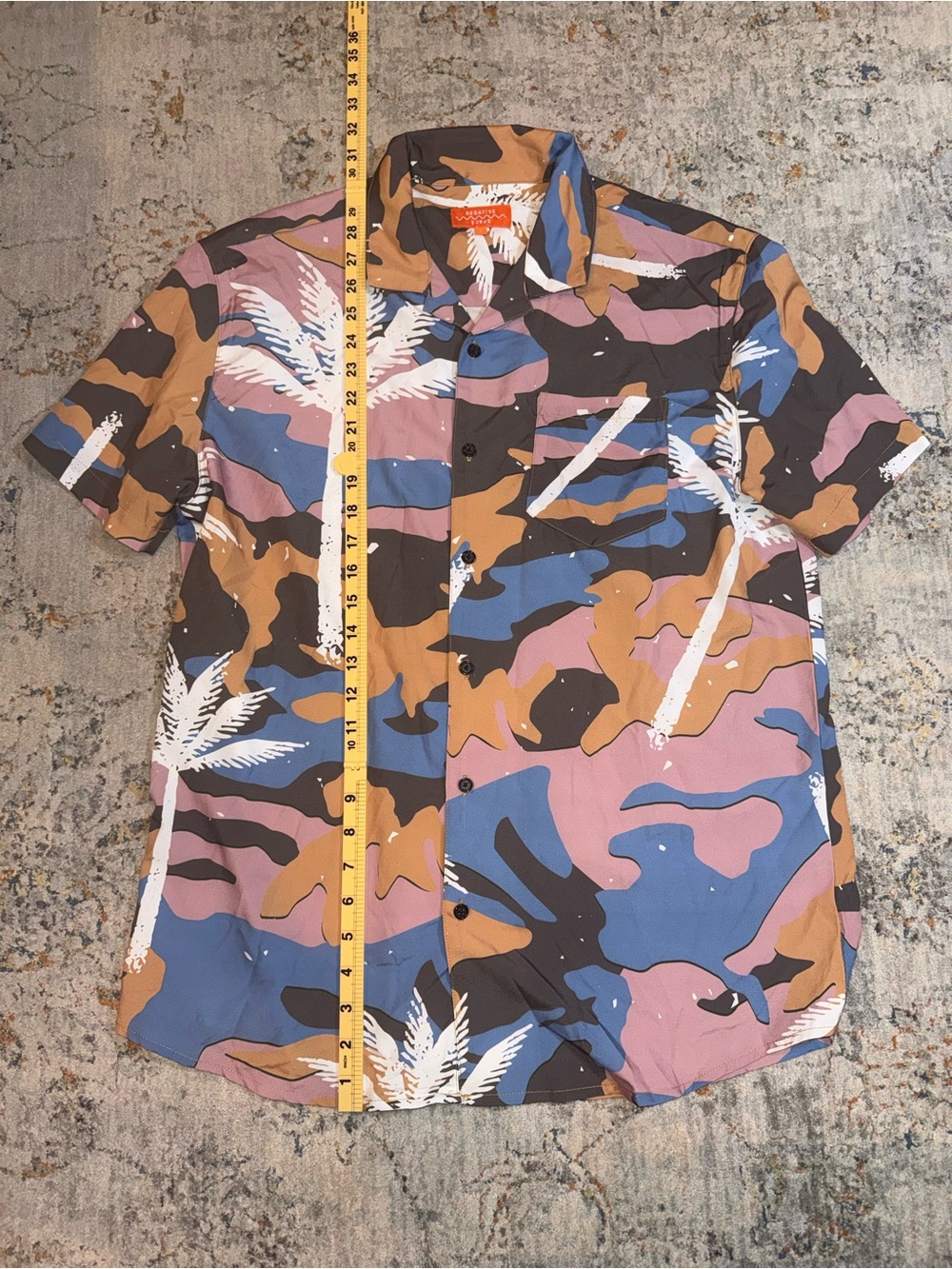 Men's Short-Sleeve Tropical Print Shirt  Size L Negative Space A95